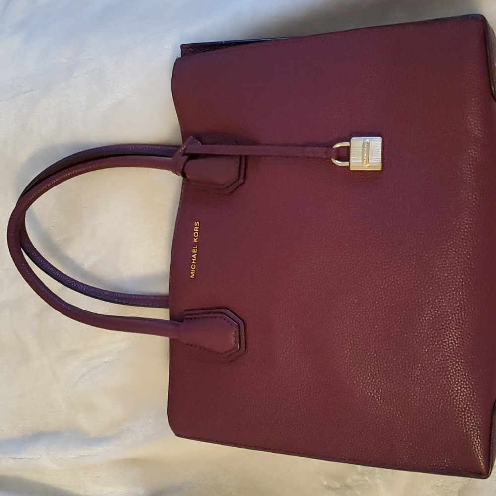 Michael Kors tote